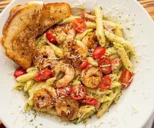 Pesto shrimp penne pasta